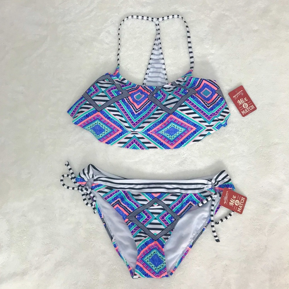 Arizona Jean Co. women’s flounced bikini
